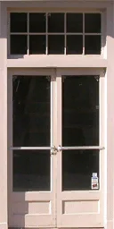 des_creamshopdoor