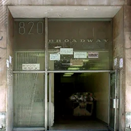 odddoor1_lan